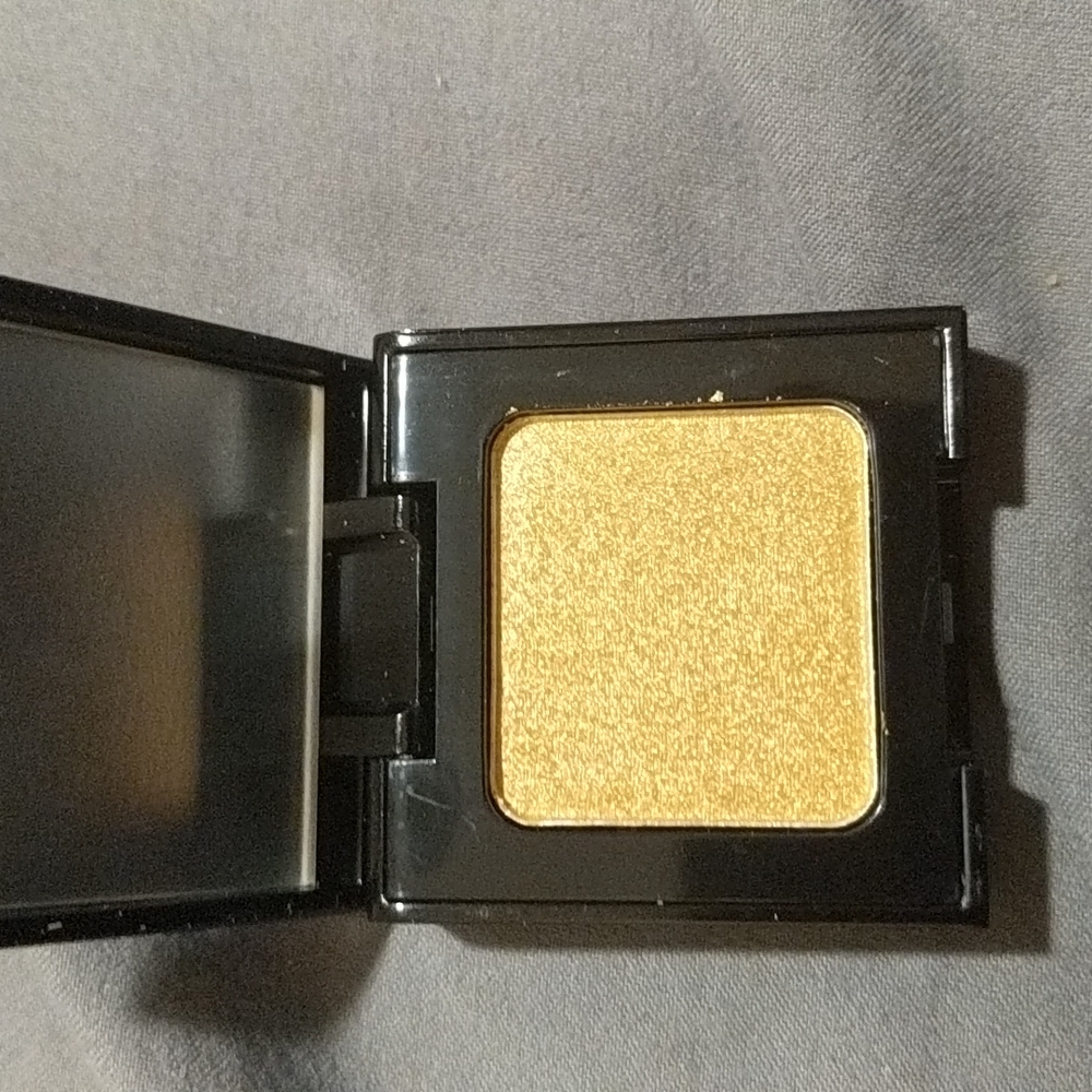 Violet Voss Eyeshadow